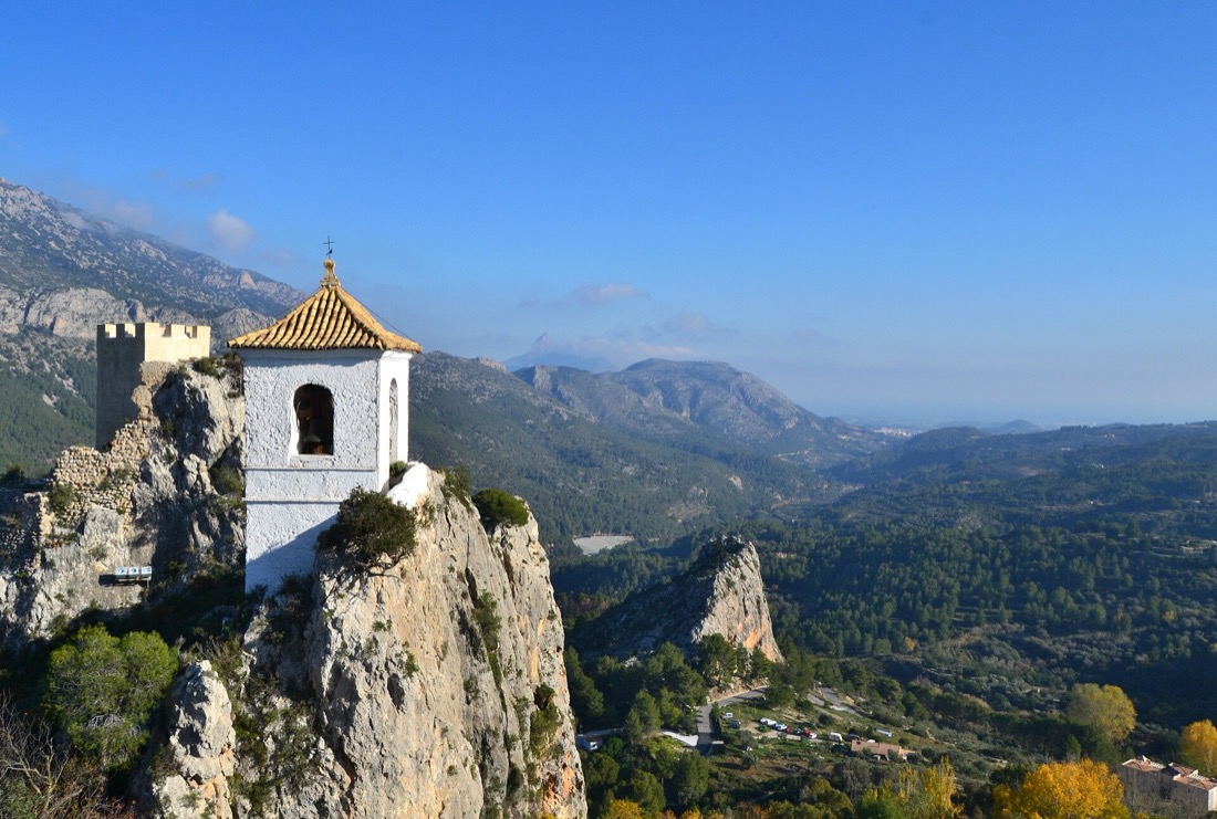 Guadalest — wioska na skale