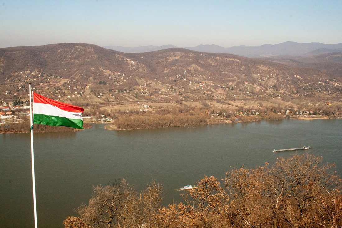 Visegrád i Zakole Dunaju
