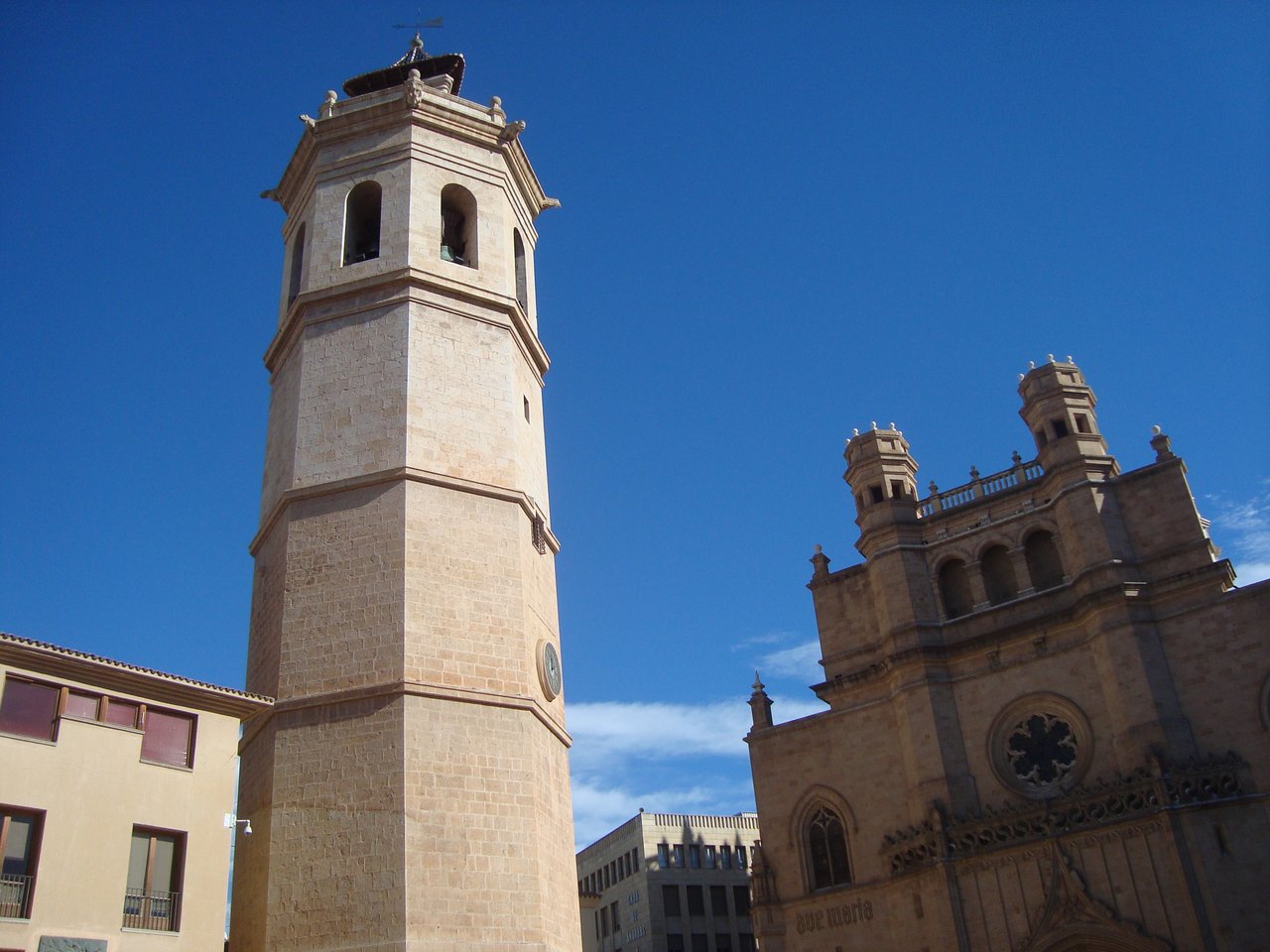 El Fadrí i Plaza Mayor