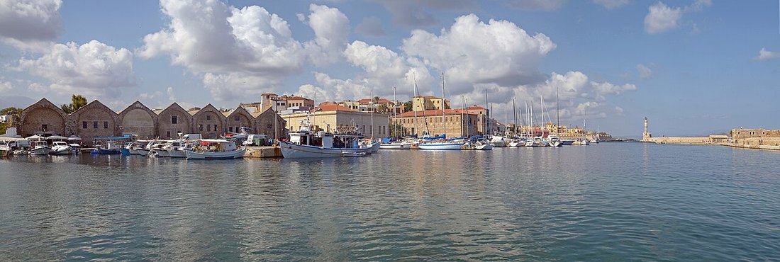 Wenecki port i latarnia