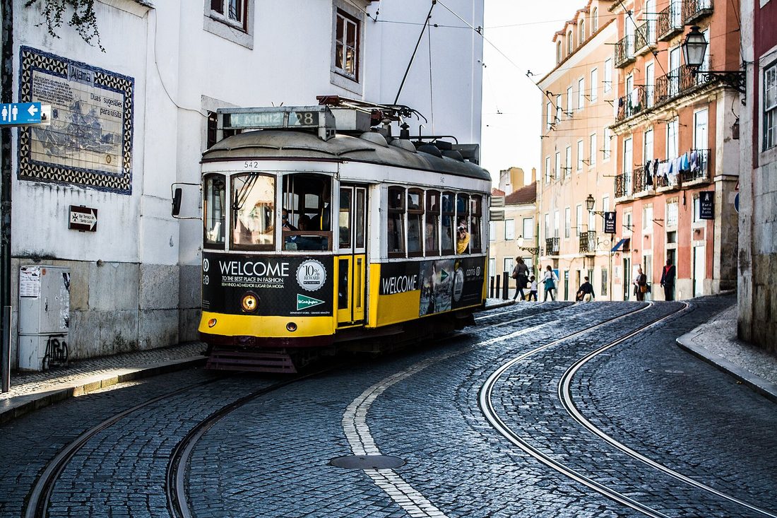 Tramwaj 28 przez Alfamę