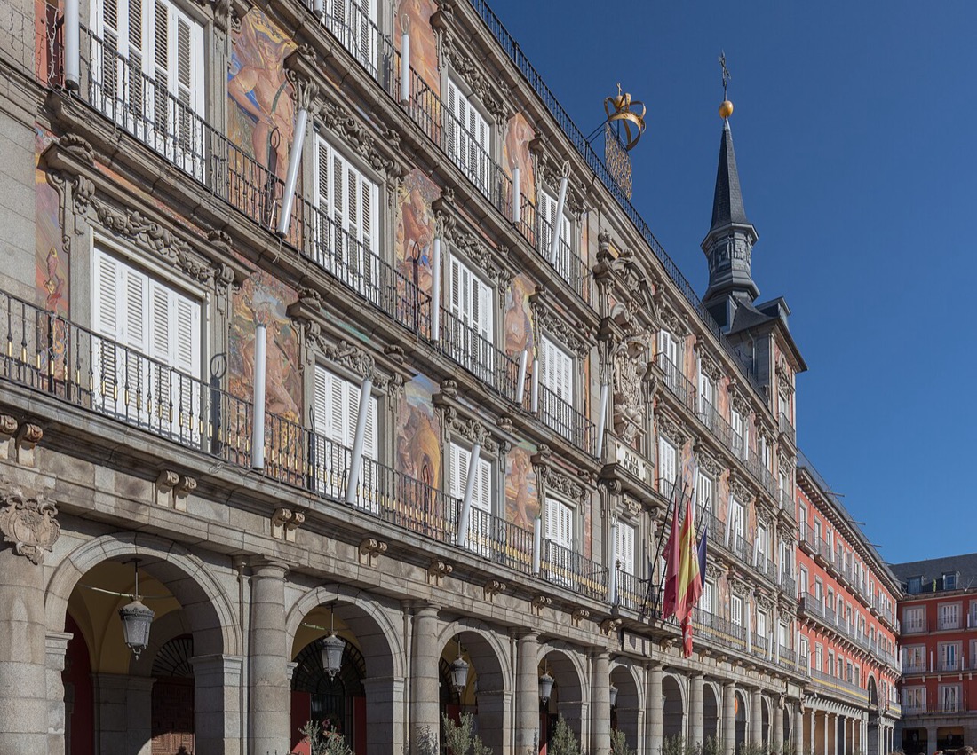 Plaza Mayor i churros z czekoladą