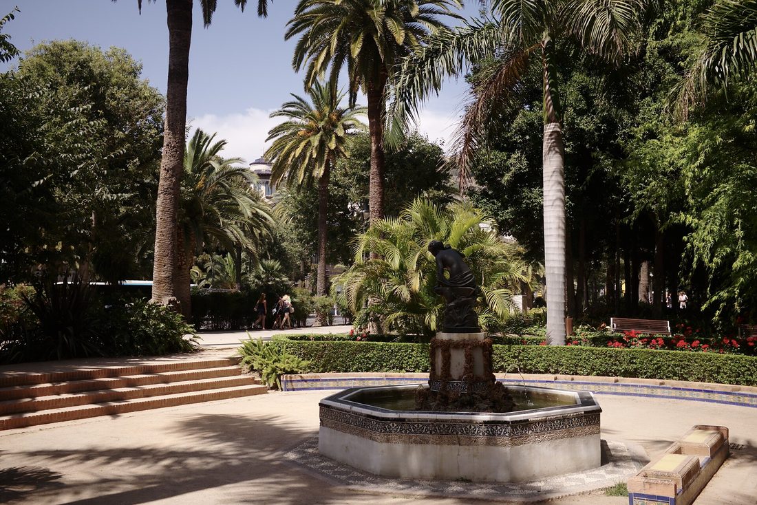 Parque de Málaga — palmowy park
