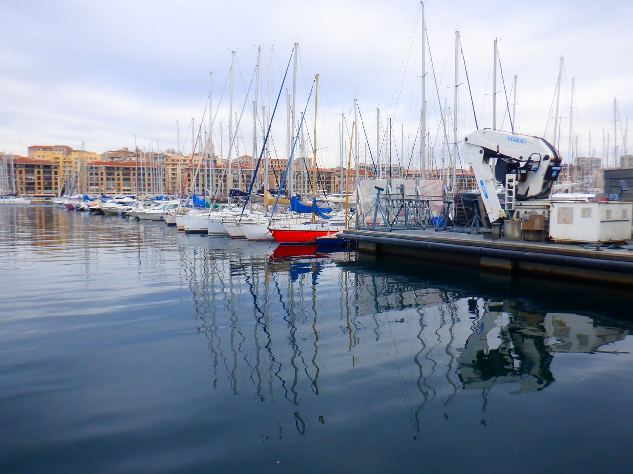 Stary Port i lustrzana wiata