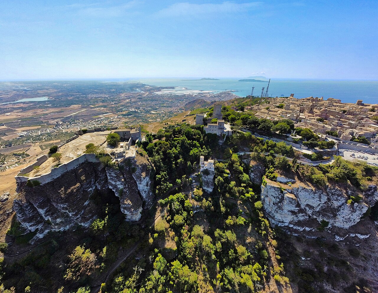 Erice — miasteczko w chmurach