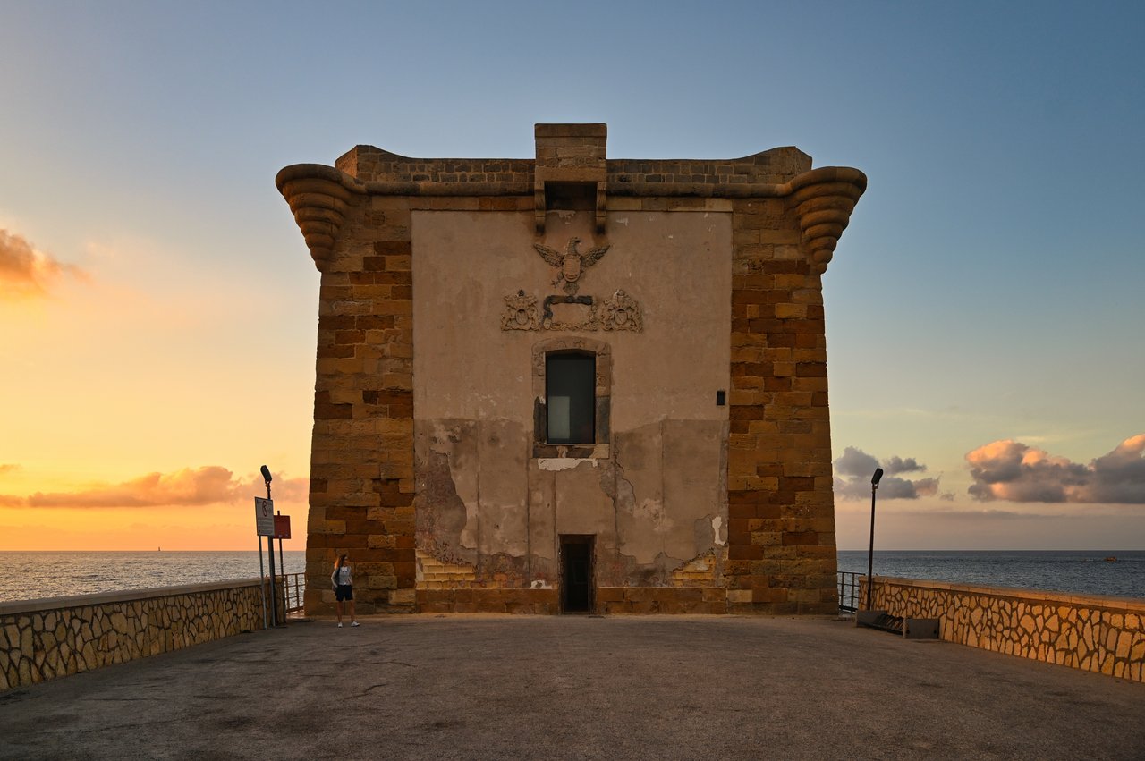 Torre di Ligny i muzeum na cyplu