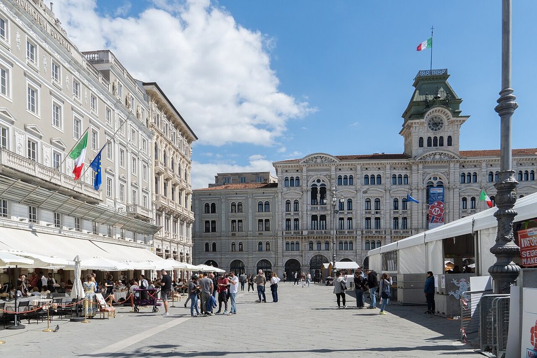 Piazza Unità d’Italia i Molo Audace